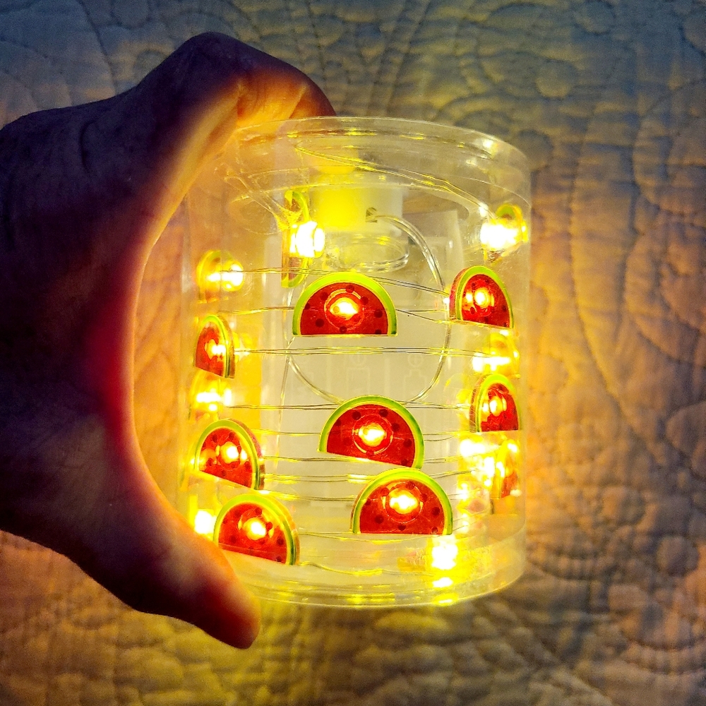 👀50% OFF‼️NWT 🍉 String of Watermelon LED Rice Lights, set of 25 - Picture 4 of 5